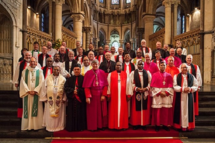 Bispos católicos e anglicanos encontram Francisco e Welby