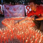 Dia contra Aids: Francisco pede amplo acesso aos retrovirais