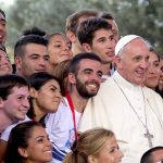 Papa: jovens sejam portadores convictos da alegria do Evangelho
