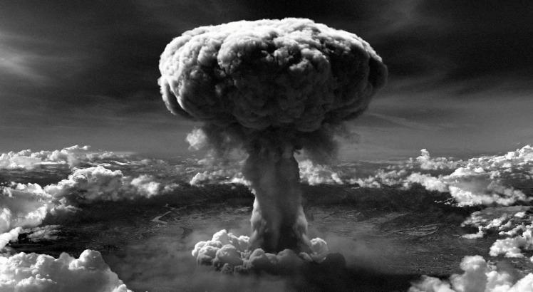 Dia contra testes nucleares: Francisco por um mundo sem armas atômicas