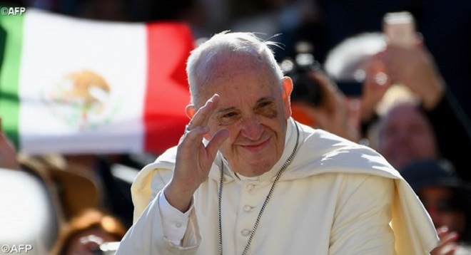 Na audiência, Papa se dirige aos jovens: viva, ame, sonhe e acredite