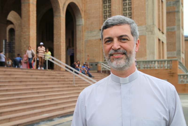 Ano do Laicato no Brasil é “modelo” à Igreja no mundo, diz Pe. Alexandre Awi