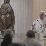 Papa: cristãos sem alegria são prisioneiros das formalidades