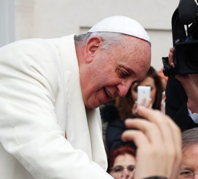 Papa: a hospitalidade é uma virtude ecumênica que exige disposição para ouvir os outros