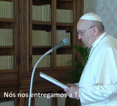 Papa Francisco: Maria, nós nos entregamos a Ti