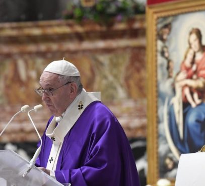 Papa: despertar do sono da mediocridade e da indiferença com oração e amor